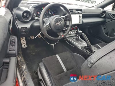 Zdjęcie 8 z 15 samochodu: 2023 TOYOTA GR 86 PREMIUM VIN:JF1ZNBE14P9751605 - miniatura