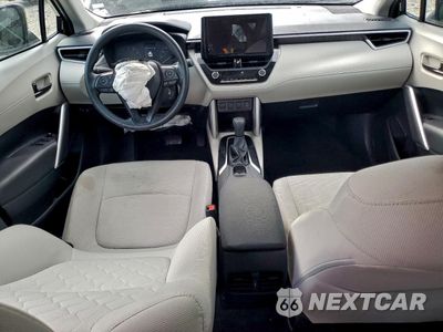 Zdjęcie 8 z 14 samochodu: 2025 TOYOTA COROLLA CROSS L VIN:7MUAAAAG2SV129690 - miniatura