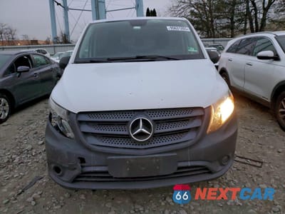 Piąte zdjęcie samochodu w środku: 2020 MERCEDES-BENZ METRIS VIN:W1YV0BEY6L3710745 - miniatura