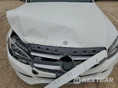 Zdjęcie 11 z 11 samochodu: 2015 MERCEDES-BENZ C 300 VIN:55SWF4JB4FU091573 - miniatura