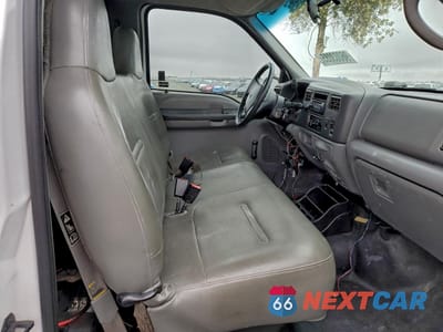 Zdjęcie 10 z 14 samochodu: 2002 FORD F250 SUPER DUTY VIN:1FTNF20L62EB26170 - miniatura