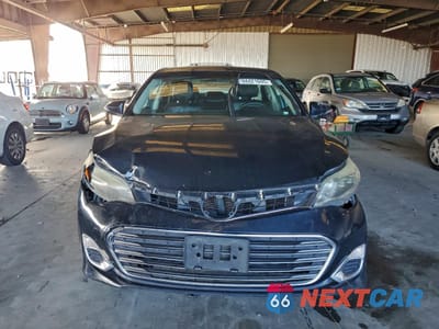 Piąte zdjęcie samochodu w środku: 2015 TOYOTA AVALON XLE VIN:4T1BK1EB7FU139302 - miniatura