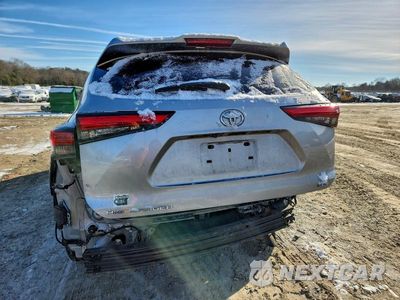 Zdjęcie 6 z 13 samochodu: 2021 TOYOTA HIGHLANDER XLE VIN:5TDGZRAH8MS521161 - miniatura