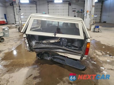 Zdjęcie 6 z 12 samochodu: 1993 NISSAN TRUCK SHORT WHEELBASE VIN:1N6SD11S4PC326540 - miniatura