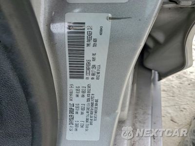 Zdjęcie 12 z 12 samochodu: 2015 CHRYSLER 200 LIMITED VIN:1C3CCCAB6FN556416 - miniatura