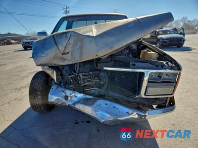 Piąte zdjęcie samochodu w środku: 1990 GMC SIERRA C1500 VIN:2GTEC14K9L1525422 - miniatura