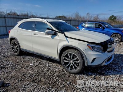 Czwarte zdjęcie samochodu z boku: 2017 MERCEDES-BENZ GLA 250 VIN:WDCTG4EB1HJ363370 - miniatura