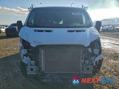 Piąte zdjęcie samochodu w środku: 2018 FORD TRANSIT T-150 VIN:1FTYE1ZM7JKB21159 - miniatura