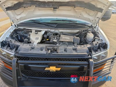 Zdjęcie 7 z 10 samochodu: 2020 CHEVROLET EXPRESS G3500 VIN:1GB3GSCG1L1140297 - miniatura