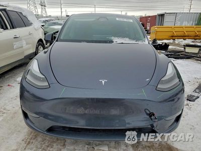 Piąte zdjęcie samochodu w środku: 2023 TESLA MODEL Y VIN:7SAYGDEF0PF936864 - miniatura