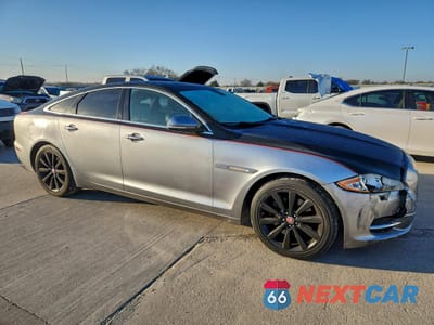 Czwarte zdjęcie samochodu z boku: 2011 JAGUAR XJ VIN:SAJWA1CB6BLV04646 - miniatura