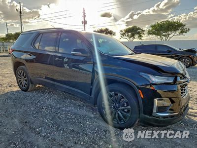 Czwarte zdjęcie samochodu z boku: 2023 CHEVROLET TRAVERSE RS VIN:1GNERJKW2PJ237667 - miniatura