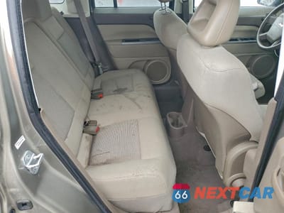 Zdjęcie 11 z 13 samochodu: 2007 JEEP PATRIOT SPORT VIN:1J8FF28W77D286003 - miniatura