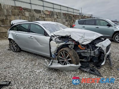 Czwarte zdjęcie samochodu z boku: 2018 JAGUAR XF S VIN:SAJBM2FV9JCY67393 - miniatura