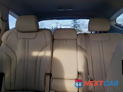 Zdjęcie 10 z 16 samochodu: 2021 GENESIS GV80 BASE VIN:KMUHCESC6MU055238 - miniatura