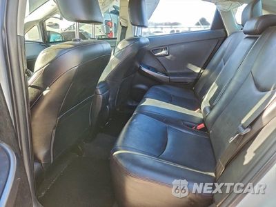 Zdjęcie 10 z 12 samochodu: 2013 TOYOTA PRIUS VIN:JTDKN3DU9D1638191 - miniatura