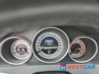 Zdjęcie 9 z 12 samochodu: 2013 MERCEDES-BENZ C 300 4MATIC VIN:WDDGF8AB1DR280627 - miniatura