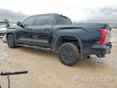 Drugie zdjęcie samochodu z przodu: 2026 TOYOTA TUNDRA CREWMAX SR5 VIN:5TFLA5AB0TX052456 - miniatura