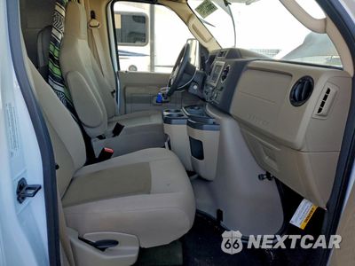 Piąte zdjęcie samochodu w środku: 2024 FORD ECONOLINE E450 SUPER DUTY CUTAWAY VAN VIN:1FDXE4FN9RDD05606 - miniatura