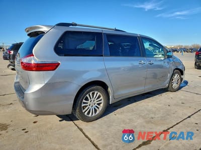 Trzecie zdjęcie samochodu z tyłu: 2016 TOYOTA SIENNA XLE 8-PASSENGER VIN:5TDYK3DC2GS711905 - miniatura