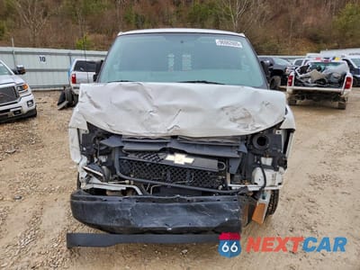 Piąte zdjęcie samochodu w środku: 2017 CHEVROLET EXPRESS 2500 DELIVERY VAN VIN:1GCWGAFG3H1112359 - miniatura