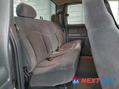 Zdjęcie 10 z 14 samochodu: 2002 CHEVROLET SILVERADO K2500 HEAVY DUTY VIN:1GCHK29U82E241129 - miniatura