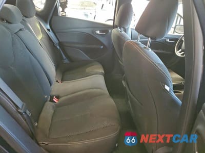 Zdjęcie 10 z 11 samochodu: 2016 DODGE DART SXT VIN:1C3CDFBB0GD660467 - miniatura