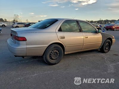 Trzecie zdjęcie samochodu z tyłu: 1999 TOYOTA CAMRY CE VIN:4T1BG22K8XU884430 - miniatura
