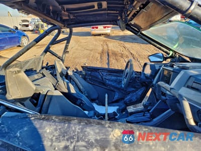 Piąte zdjęcie samochodu w środku: 2022 POLARIS RZR PRO XP ULTIMATE VIN:3NSMAD926NF349794 - miniatura