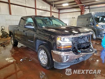 Czwarte zdjęcie samochodu z boku: 2018 CHEVROLET SILVERADO K1500 LT VIN:2GCVKREC3J1108433 - miniatura