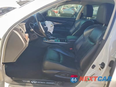 Zdjęcie 7 z 14 samochodu: 2015 INFINITI Q70L 3.7 VIN:JN1BY1PP8FM601378 - miniatura