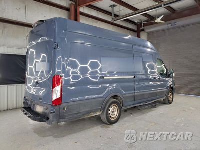 Trzecie zdjęcie samochodu z tyłu: 2019 FORD TRANSIT T-250 DELIVERY VAN VIN:1FTYR3XM5KKB89710 - miniatura