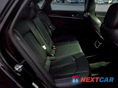 Zdjęcie 10 z 14 samochodu: 2023 KIA K5 GT VIN:5XXG44J8XPG190218 - miniatura