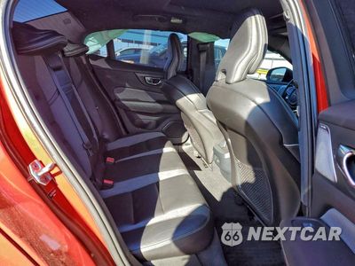 Zdjęcie 10 z 12 samochodu: 2019 VOLVO S60 T6 R-DESIGN VIN:7JRA22TM6KG000458 - miniatura
