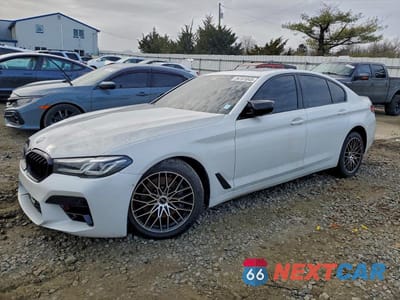 2021 BMW 530 XI WBA13BJ08MCF71147 - główne zdjęcie licytacji z USA - miniatura