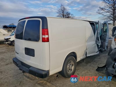 Trzecie zdjęcie samochodu z tyłu: 2022 CHEVROLET EXPRESS G3500 VIN:1GCZGHF75N1237543 - miniatura