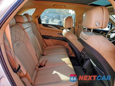 Zdjęcie 11 z 12 samochodu: 2022 BENTLEY BENTAYGA VIN:SJAAM2ZV5NC039838 - miniatura