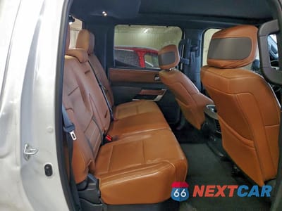 Zdjęcie 10 z 14 samochodu: 2025 TOYOTA TUNDRA 1794 EDITION VIN:5TFMA5DB9SX259149 - miniatura
