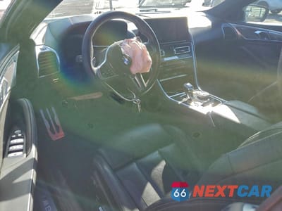 Zdjęcie 8 z 12 samochodu: 2023 BMW M850XI VIN:WBAFY4C06PCL20984 - miniatura