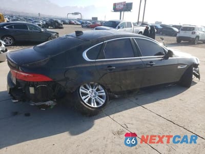 Trzecie zdjęcie samochodu z tyłu: 2016 JAGUAR XF PREMIUM VIN:SAJBJ4BV2GCY21231 - miniatura