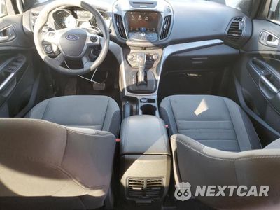 Zdjęcie 8 z 13 samochodu: 2016 FORD ESCAPE SE VIN:1FMCU0GX5GUC35285 - miniatura