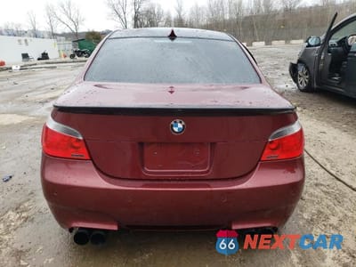 Zdjęcie 6 z 12 samochodu: 2007 BMW M5 VIN:WBSNB93537CX07820 - miniatura