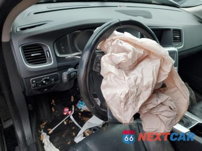 Zdjęcie 9 z 12 samochodu: 2018 VOLVO S60 PLATINUM VIN:LYV402HM5JB159864 - miniatura