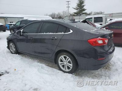 Drugie zdjęcie samochodu z przodu: 2017 CHEVROLET CRUZE LT VIN:1G1BE5SM8H7151591 - miniatura