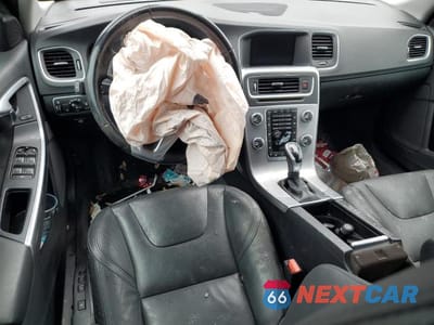 Zdjęcie 8 z 12 samochodu: 2018 VOLVO S60 PLATINUM VIN:LYV402HM5JB159864 - miniatura