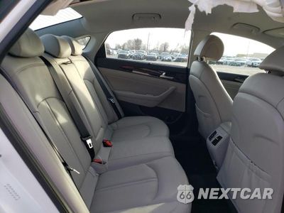 Zdjęcie 10 z 12 samochodu: 2017 HYUNDAI SONATA HYBRID VIN:KMHE34L1XHA058269 - miniatura