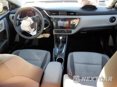 Zdjęcie 8 z 12 samochodu: 2018 TOYOTA COROLLA L VIN:5YFBURHE9JP810896 - miniatura