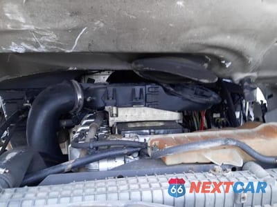 Zdjęcie 7 z 10 samochodu: 2011 FREIGHTLINER CASCADIA 125 VIN:1FUJGLDR6BLAY2095 - miniatura