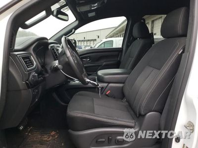 Zdjęcie 7 z 12 samochodu: 2018 NISSAN TITAN SV VIN:1N6AA1E59JN549452 - miniatura