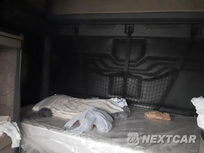 Zdjęcie 6 z 10 samochodu: 2011 FREIGHTLINER CASCADIA 125 VIN:1FUJGLDR6BLAY2095 - miniatura